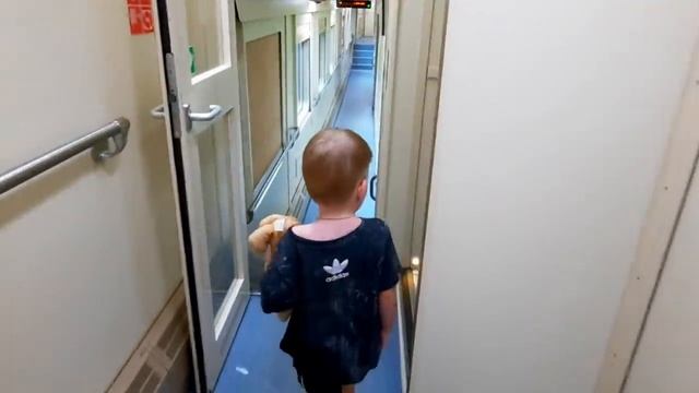 Двухэтажный поезд / На поезде в Москву