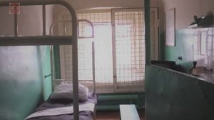 Есть ли в камерах бывших сотрудников «обиженные». Как устроен их быт в СИЗО