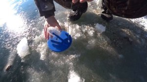 ЗИМНЯЯ РЫБАЛКА. Ловля окуня на блесну в отвес .