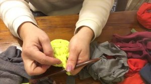 Как связать коврик крючком из старых футболок