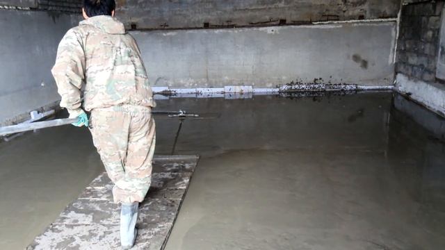 Устройство бетонного пола с однослойным армированием площадью 48 м2