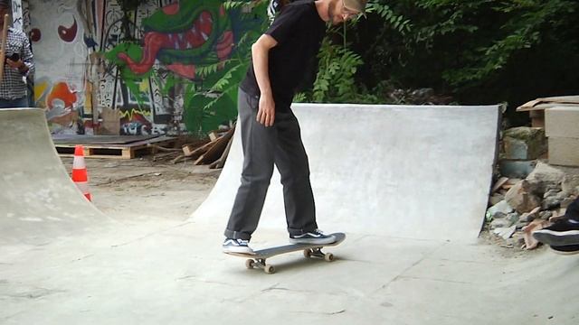 TITUS x Street Trash DIY смотреть онлайн