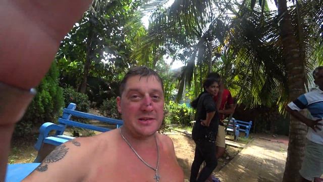 Шри-Ланка V. Взяли менты, Беззубик!!! смотреть онлайн