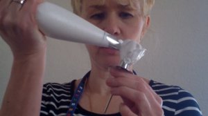 Кремовая роза. насадка 123 - "изогнутая роза". cream rose . Wilton Number 123