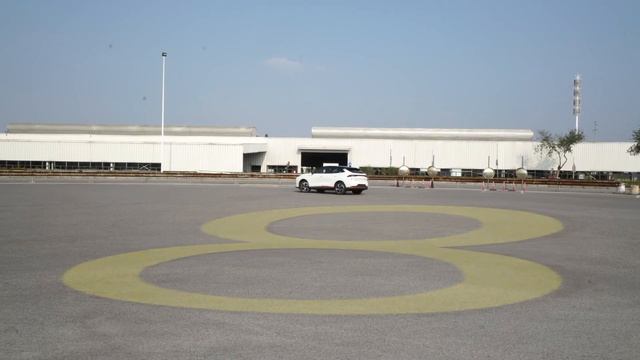 Dongfeng Forthing electric SUV factory road test смотреть онлайн