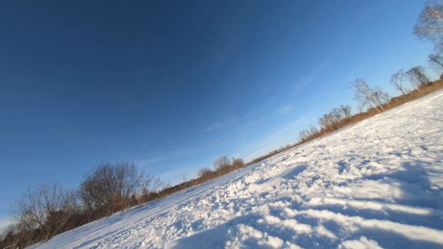 15 мая, смотрю дачные участки