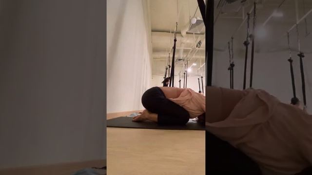 Aerial yoga archives смотреть онлайн
