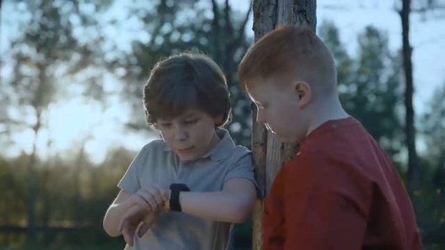 Реклама МТС | Умные детские часы | Звездолет смотреть онлайн