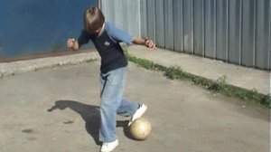 Уличный футбольный фристайл: часть 2