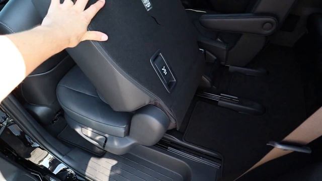 2024 Toyota Grand Highlander 4WD Platinum: Start Up, Walkaround, Test Drive and Review