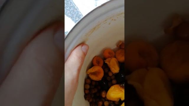 Чернослив ООО БестФуд отрава, обработан каким-то маслом смотреть онлайн