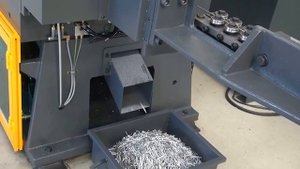 Гвоздильный автомат для высадки ершеных и винтовых гвоздей