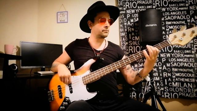 Squier Affinity Jazz Bass #3 смотреть онлайн