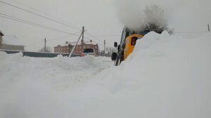 Toyota Land Cruiser 100 вытаскивает мини погрузчик JCB 190 ,первый рабочий день в 2022 году