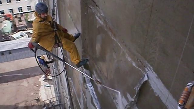 Гидроструйная очистка сог элеватора от мастики аппаратом высокого давления Karcher (Керхер). смотреть онлайн