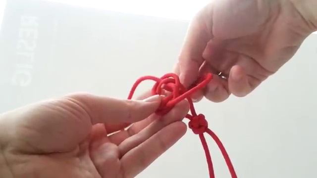 Бриллиантовый узел кельтская кнопка шариком на паракорде Очень просто diamond knot simple_[360p]