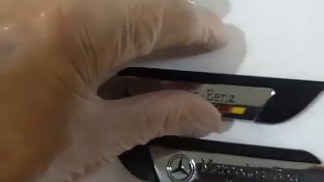 emblema Mercedes Benz A200 A250 A300 B200 C180 C200 C250 Classes A B C E cromado