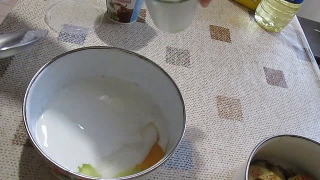 ОТ ТАКОГО ДЕСЕРТА ВСЕ БУДУТ В ВОСТОРГЕ! ЯБЛОКИ В КЛЯРЕ, приготовленные в кипящем масле.