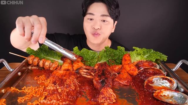 ASMR MUKBANG | SPICY SEAFOOD BOIL & MUSHROOMS ? SQUID SAUSAGE EATING 직접 만든 버섯 해물찜 오징어 팽이버섯 소스 퐁당 먹방
