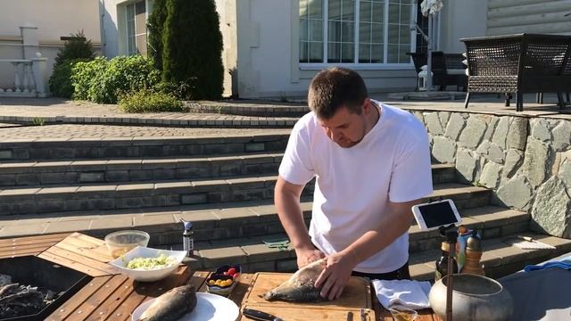 РЫБА на УГЛЯХ с лимоном и овощами в фольге