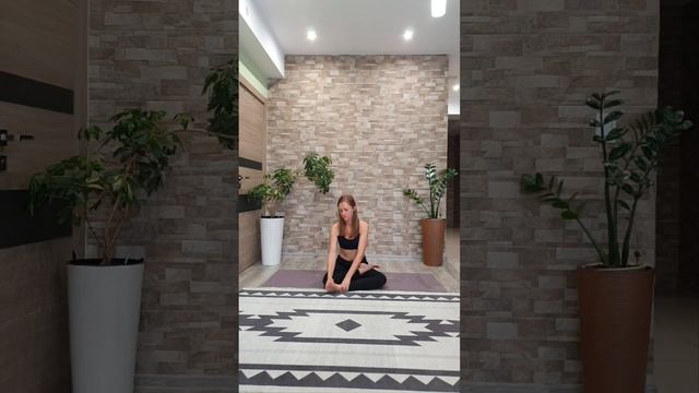 Before & After Lotus | До и после лотоса #yoga #хатхайога #yogapractice #yogapose #shorts #hathayog смотреть онлайн