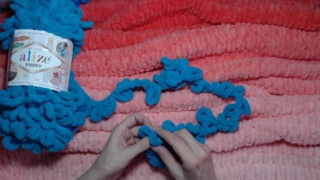 Детский плед из пряжи Ализе Пуффи Омбре Батик. Новинка 2020! смотреть онлайн