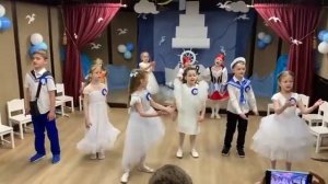 Песня "Воспитатель - это друг" / Проект "Сложилось само"