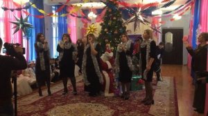 Новогоднее поздравление от сотрудников  ДОУ №14 "Ласточка"