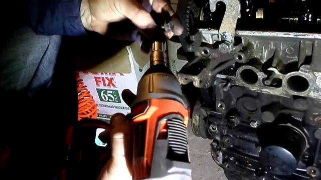 43 Снятие верхнего крепления генератора двигателя Джили МК копия двгателя TOYOT A4 FE смотреть онлайн
