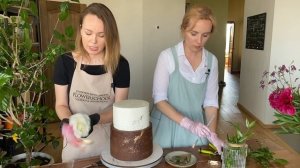 Как украсить торт живыми цветами? Разговор с кондитером.