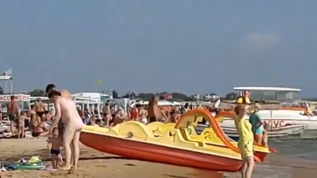 ПЛЯЖ ЗАПОЛНЕН #Анапа - ЧИСТОЕ МОРЕ В #ВИТЯЗЕВО 27.08.2021 - Атмосфера на центральном пляже