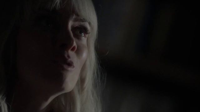 Batwoman 2x14 Alice figures out Enigma was the one to brainwash Kate and interrogates her смотреть онлайн