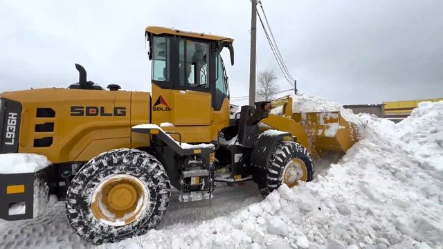 Фронтальный погрузчик SDLG 936L новая техника в парке приобрели для уборки снега ООО "ТЛК" ООО "АСС