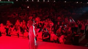 Заида Джанбиева   Красные розы ЗДЧ 16