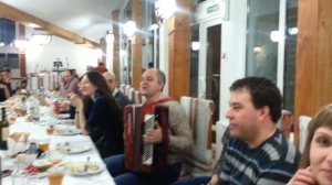 Песни за столом