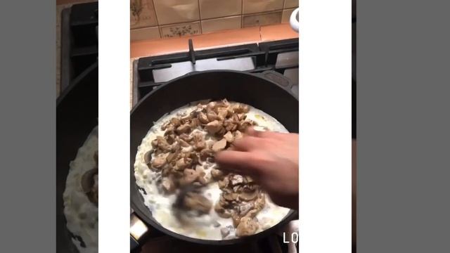 Фетучини с грибами и курицей / любимая паста