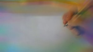 Как отличить шариковую ручку от гелевой