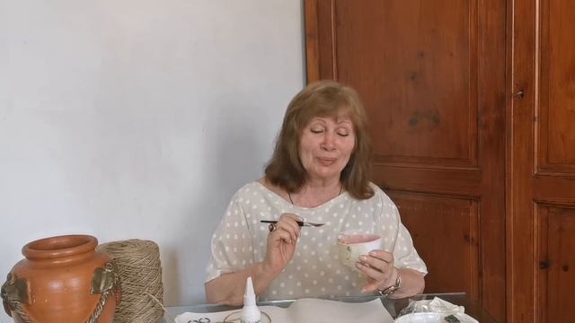 Декупаж - выручалка.