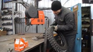 шиповка колес .на питбайке.. дюбелями