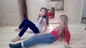 Йога челендж. С подругой.