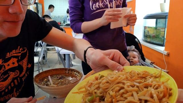 Посетили Китайское кафе в Екатеринбурге / китайская кухня / АДСКИЙ КИТАЙСКИЙ ОСТРЫЙ СУП смотреть онлайн