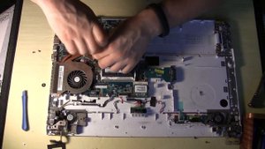 РЕМОНТ ноутбука sony vaio ЗАМЕНА ДИСПЛЕЯ И ЧИСТКА СИСТЕМЫ ОХЛАЖДЕНИЯ