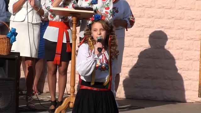 Детская песня "Дорога к солнцу" (Весь мир нарисован зелёным и синим)