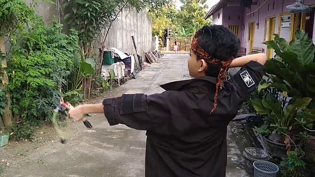 Slingbow (Ketapel Panah) смотреть онлайн