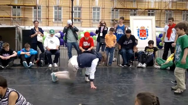 01.06.12 Breakdance. День защиты детей (9) смотреть онлайн