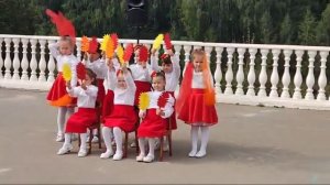 Хор рук. Осенняя композиция.