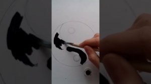 Как нарисовать Инь и Янь