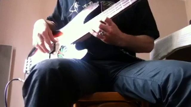 1er essai avec le micro cube Roland смотреть онлайн