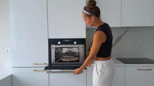 МОЯ НОВАЯ КВАРТИРА В 19 ЛЕТ // показала покупки для дома и законченный ремонт 🌟 смотреть онлайн