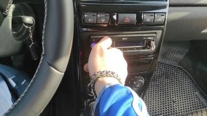 Замена штатных динамиков в автомобиле Lada Priora на динамики DL Audio Gryphon Pro 165 midbass